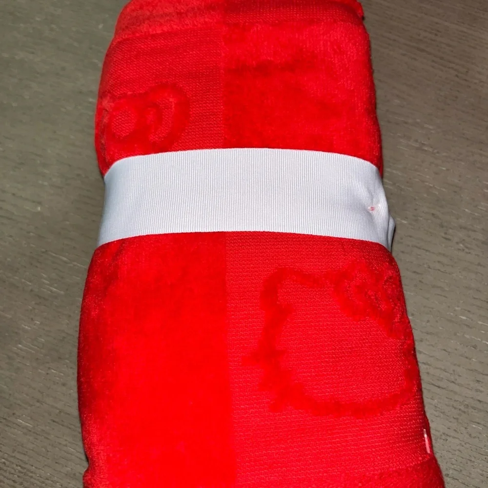 Brand new Hello Kitty Towel pack set of two.